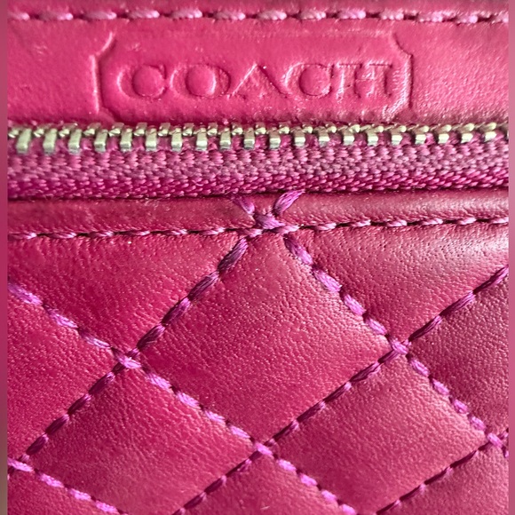 Coach Quilted Zip-Around Wallet - Pink - Picture 10 of 10